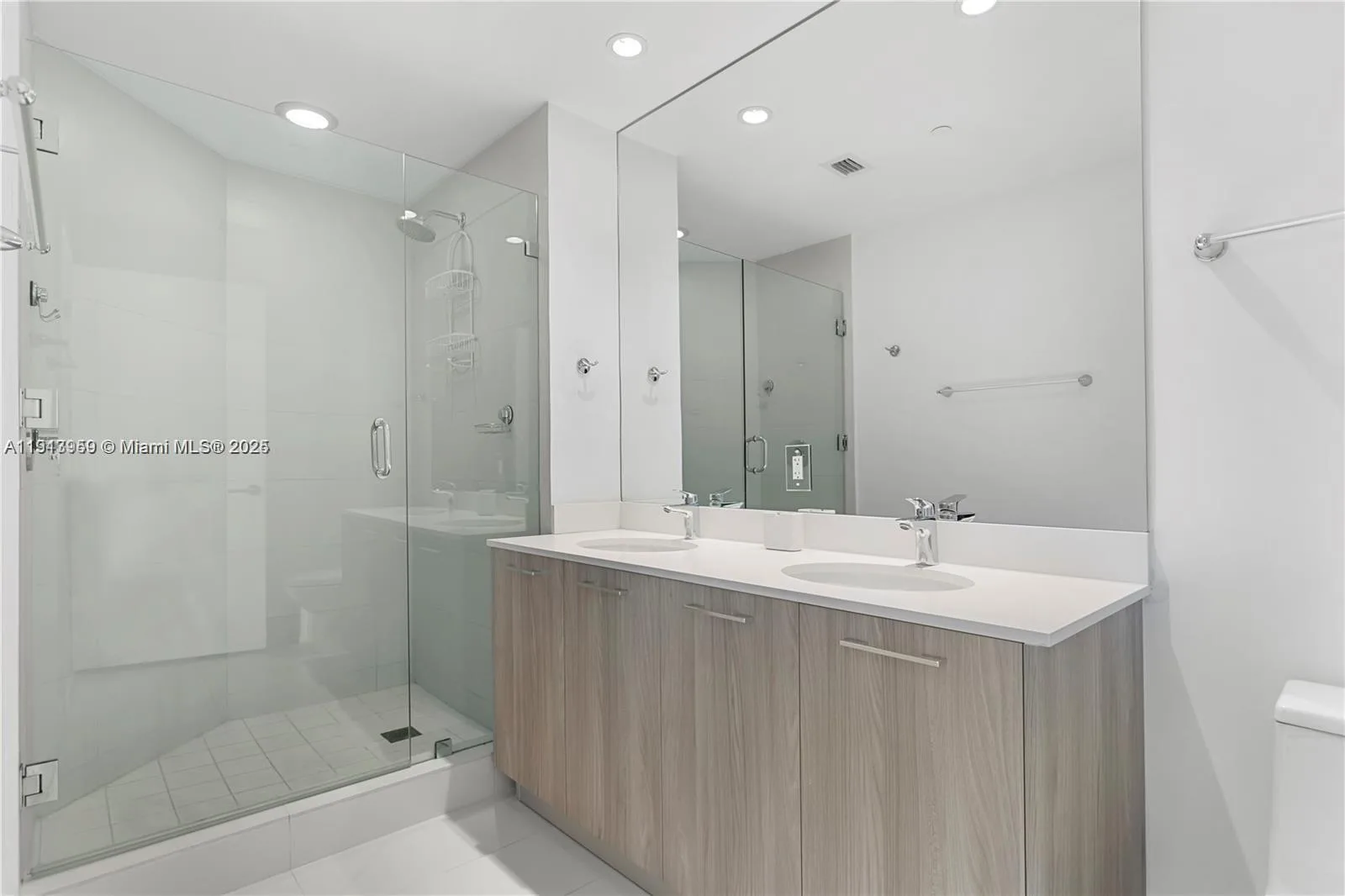 501 NE 31st St # 3006, Miami, FL 33137 photo 13