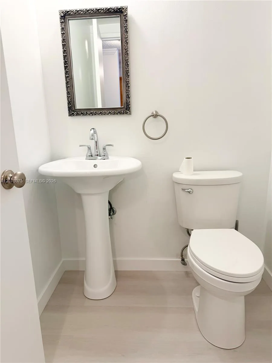 3725 S Ocean Dr # 521, Hollywood, FL 33019 photo 11