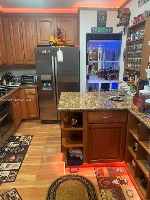16102 Emerald Estates Dr # 235, Weston, FL 33331 photo 7