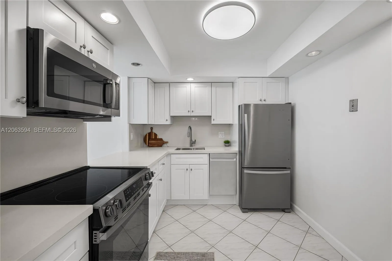 1825 S Ocean Dr # 313, Hallandale Beach, FL 33009 photo 3