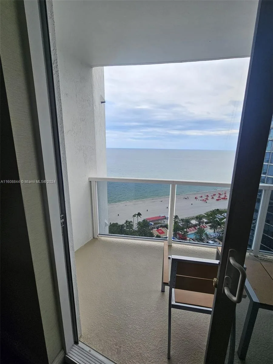 18001 Collins Ave # 2610, Sunny Isles Beach, FL 33160 photo 6