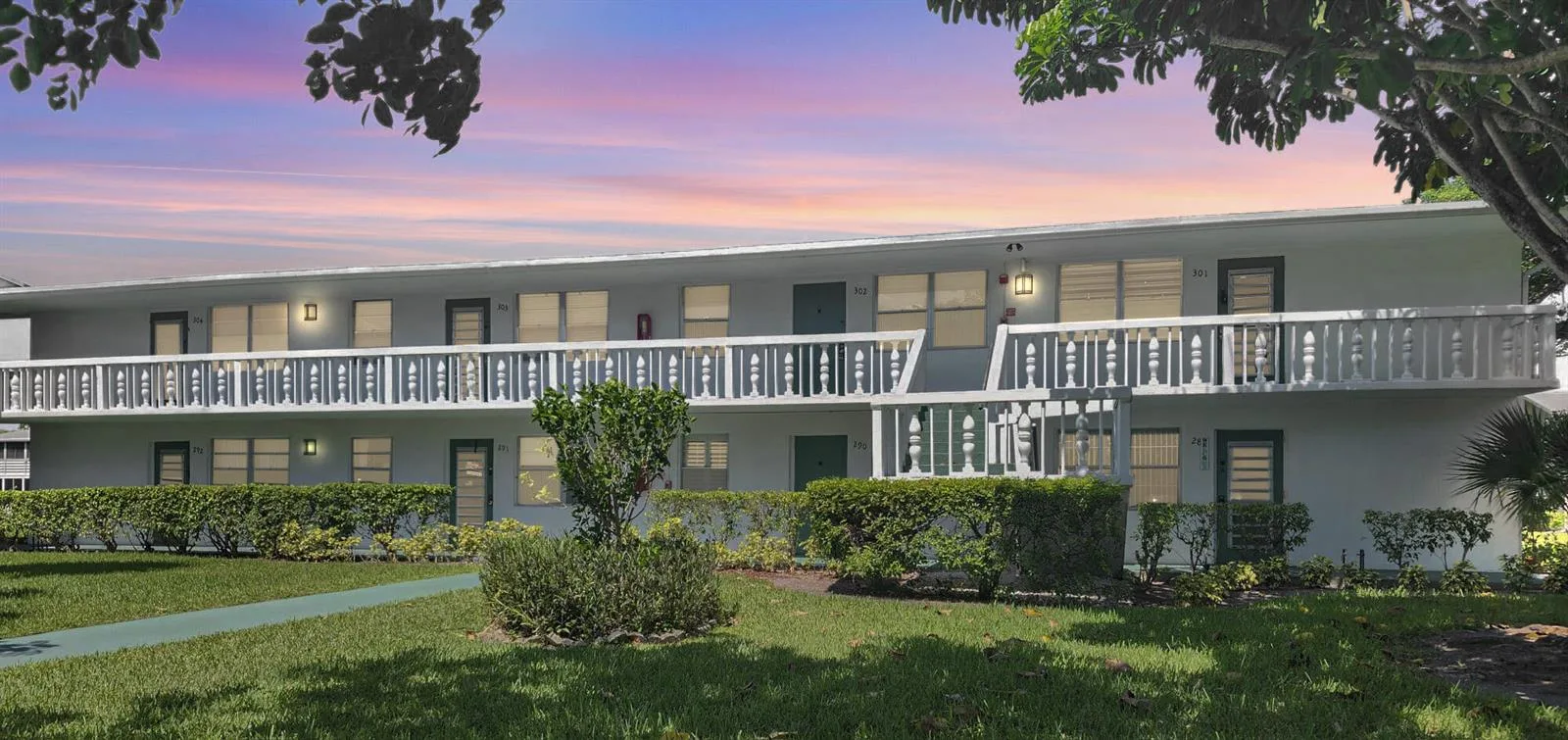 301 Farnham M # 301, Deerfield Beach, FL 33442