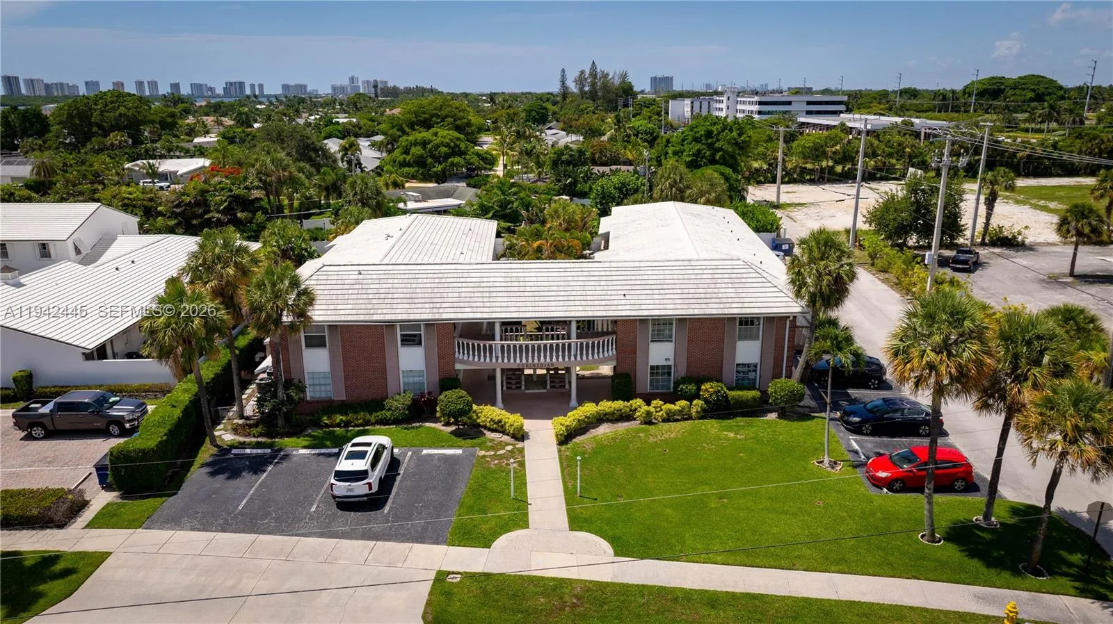 148 Yacht Club Dr # 10, North Palm Beach, FL 33408 photo 2