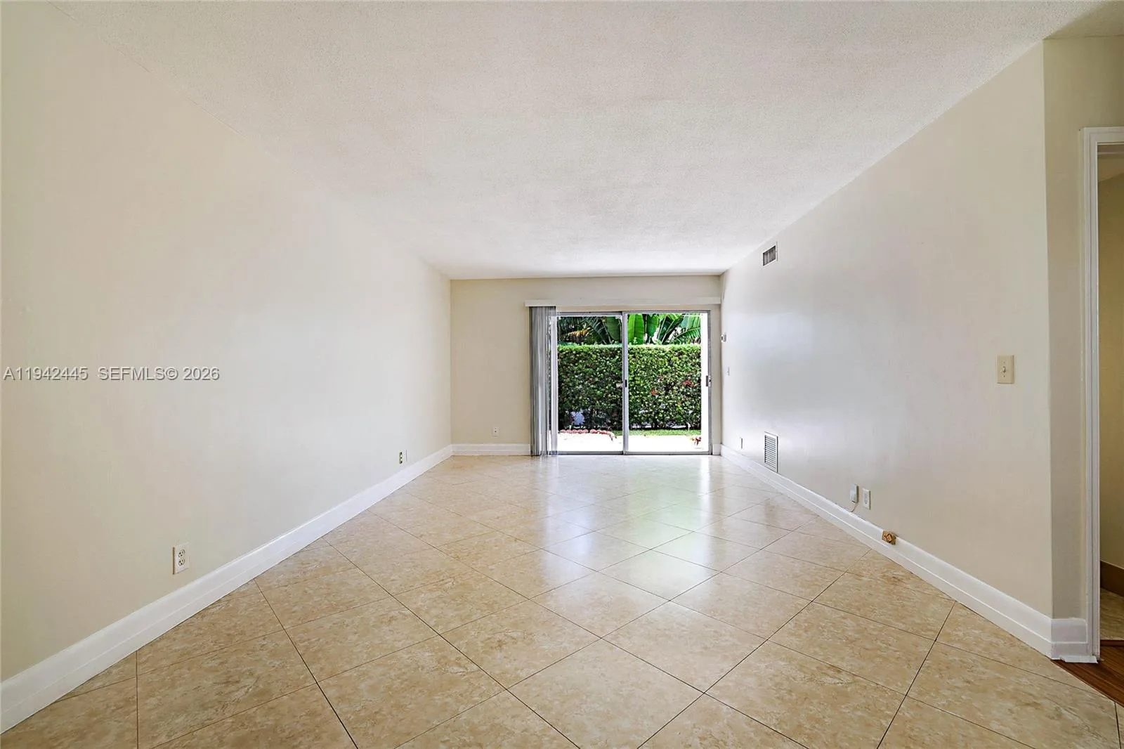148 Yacht Club Dr # 10, North Palm Beach, FL 33408 photo 4