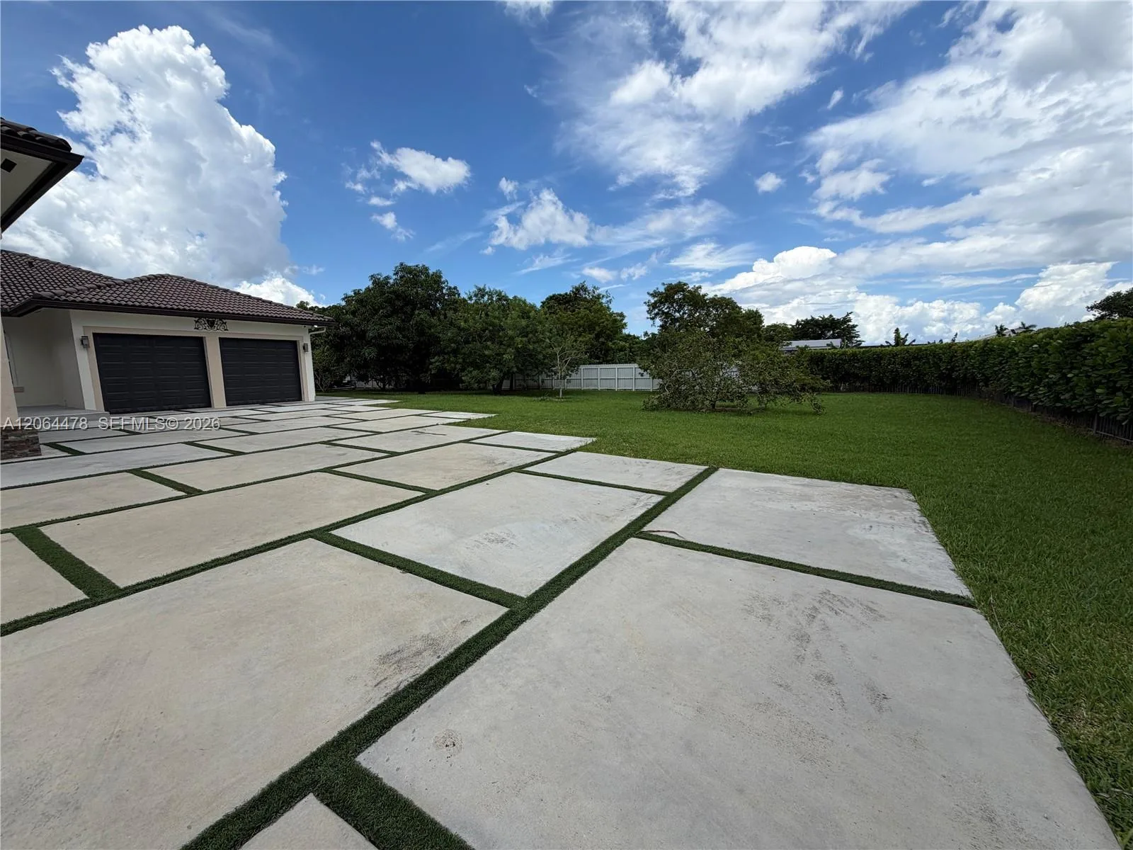 19690 SW 210th St, Miami, FL 33187 photo 3