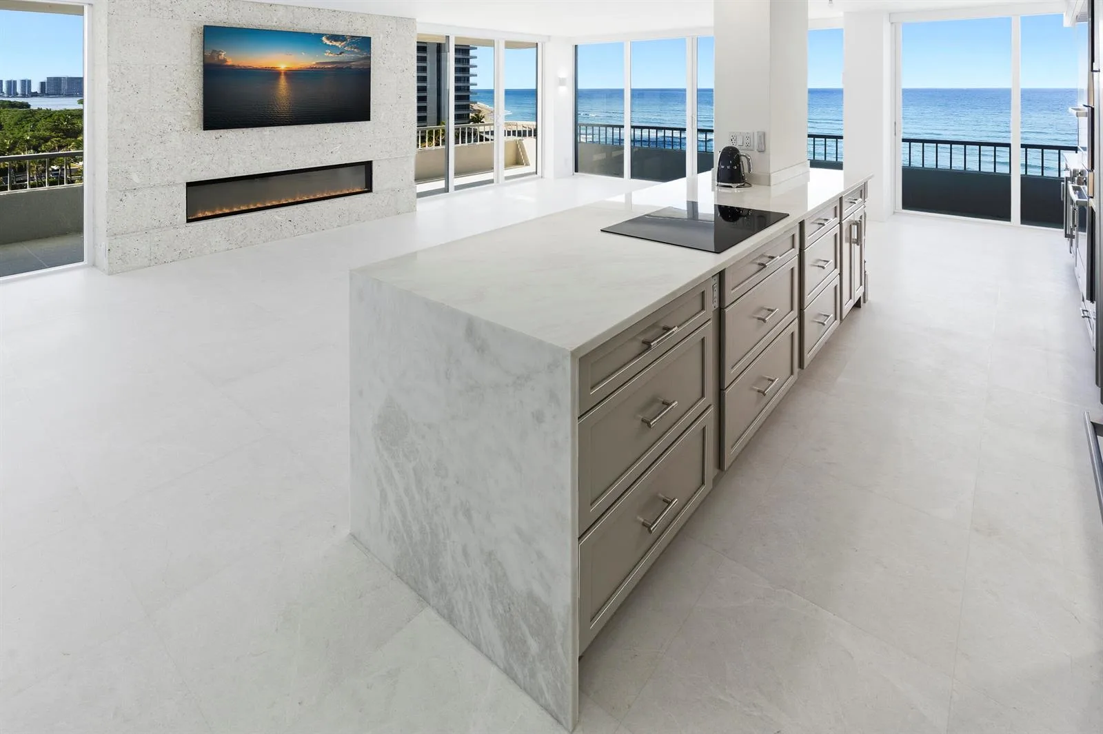 5510 N Ocean Drive # 7c, Singer Island, FL 33404