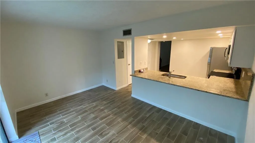 5269 SW 40th Avenue # 21, Dania Beach, FL 33314 photo 2