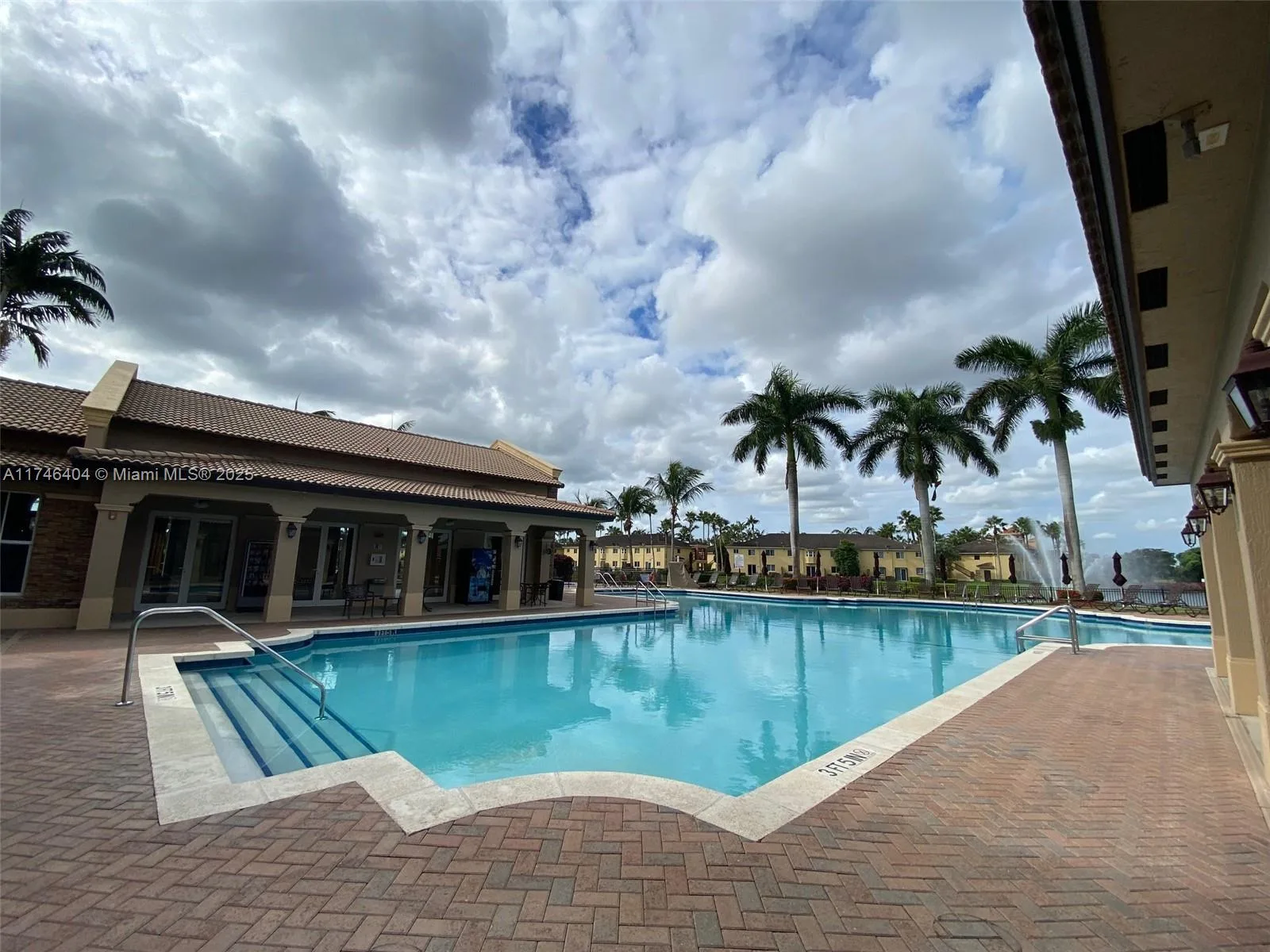 1420 NE 33rd Ave # 106-15, Homestead, FL 33033 photo 8