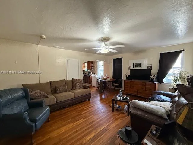 517 BRADDOCK AVENUE, Daytona, FL 32118 photo 5