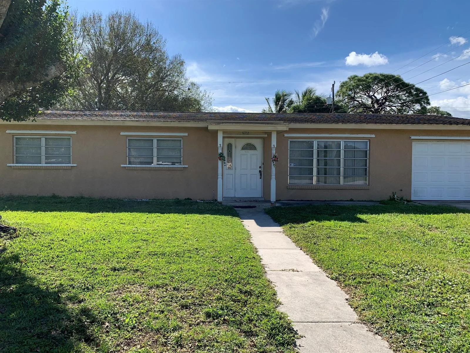 363 Hosbine Street, Fort Pierce, FL 34982