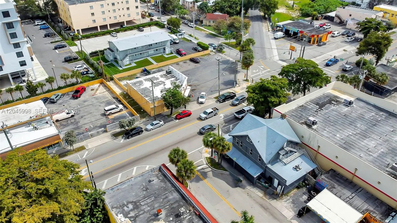 1818 NW 17th Ave, Miami, FL 33125 photo 2