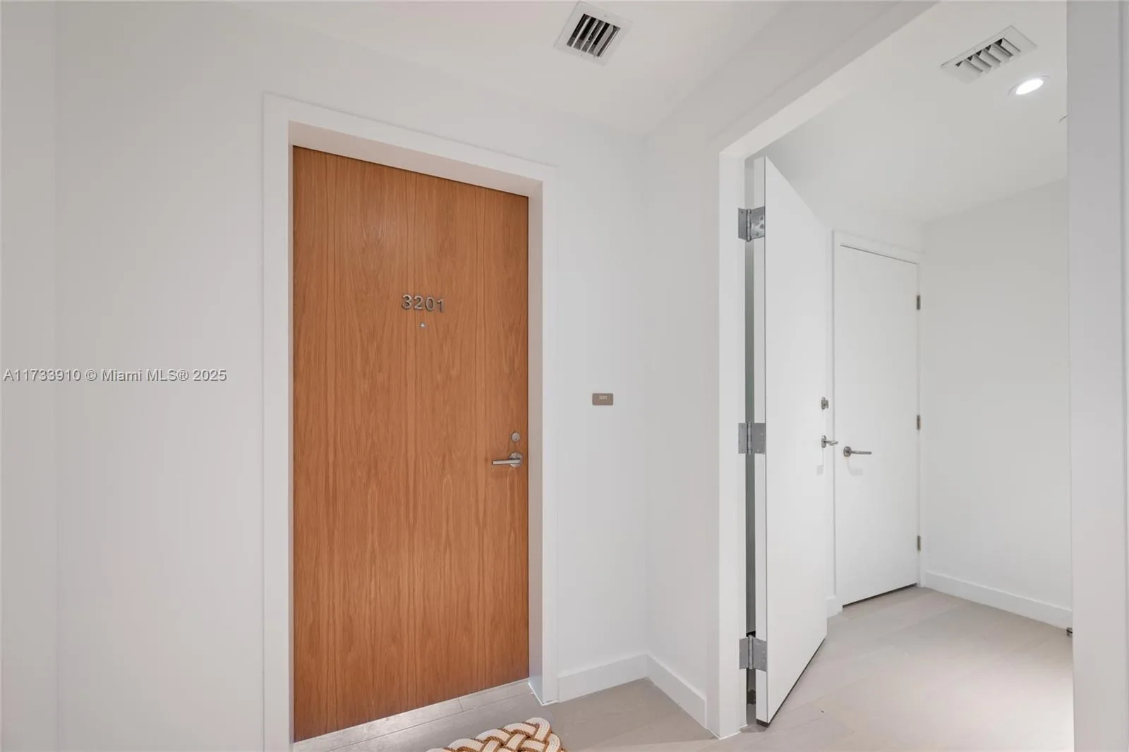 500 Alton Rd # 3201, Miami, FL 33139 photo 5