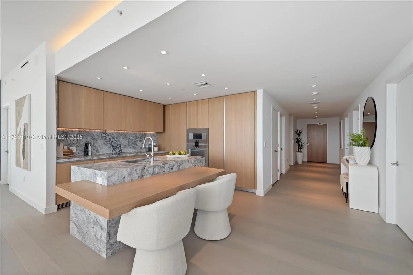 500 Alton Rd # 3201, Miami, FL 33139 photo 9