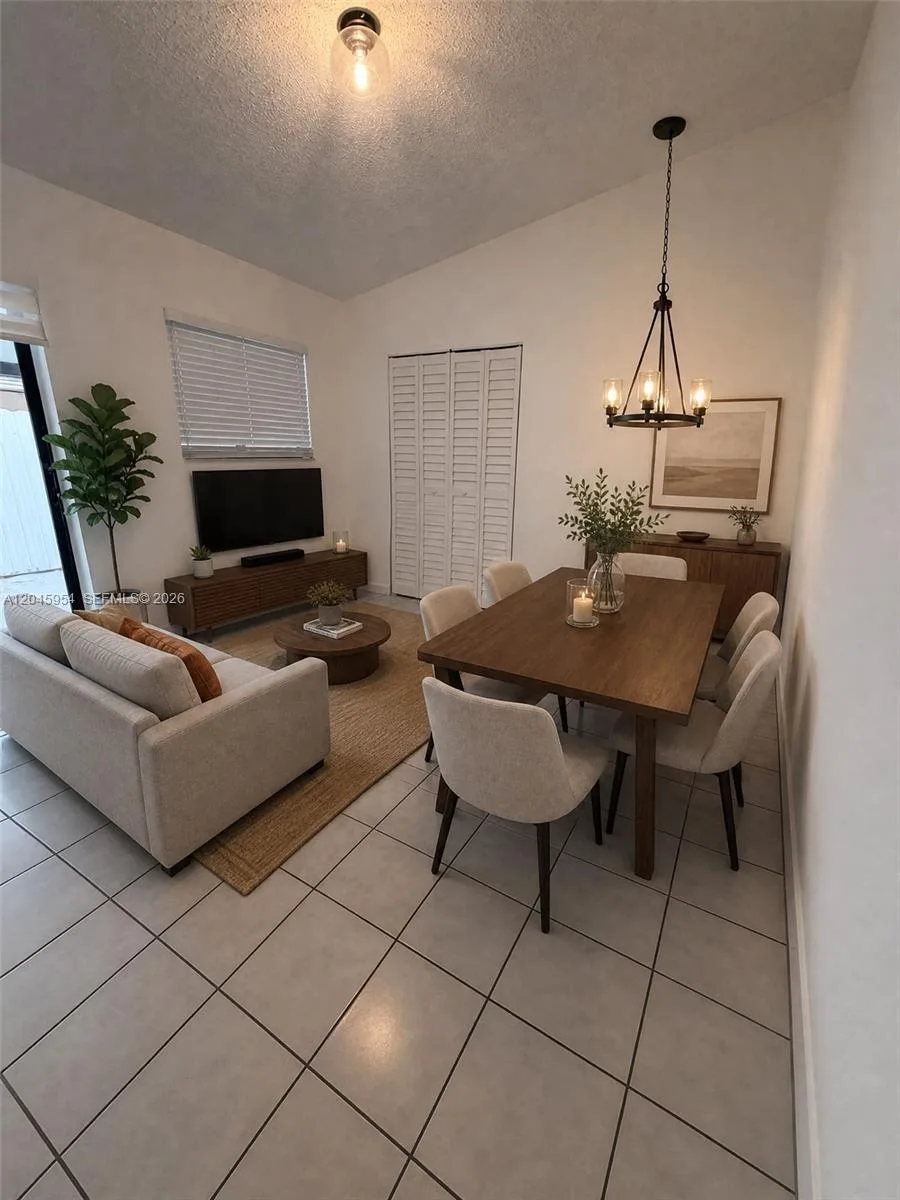 10364 NW 128th Ter, Hialeah Gardens, FL 33018 photo 4
