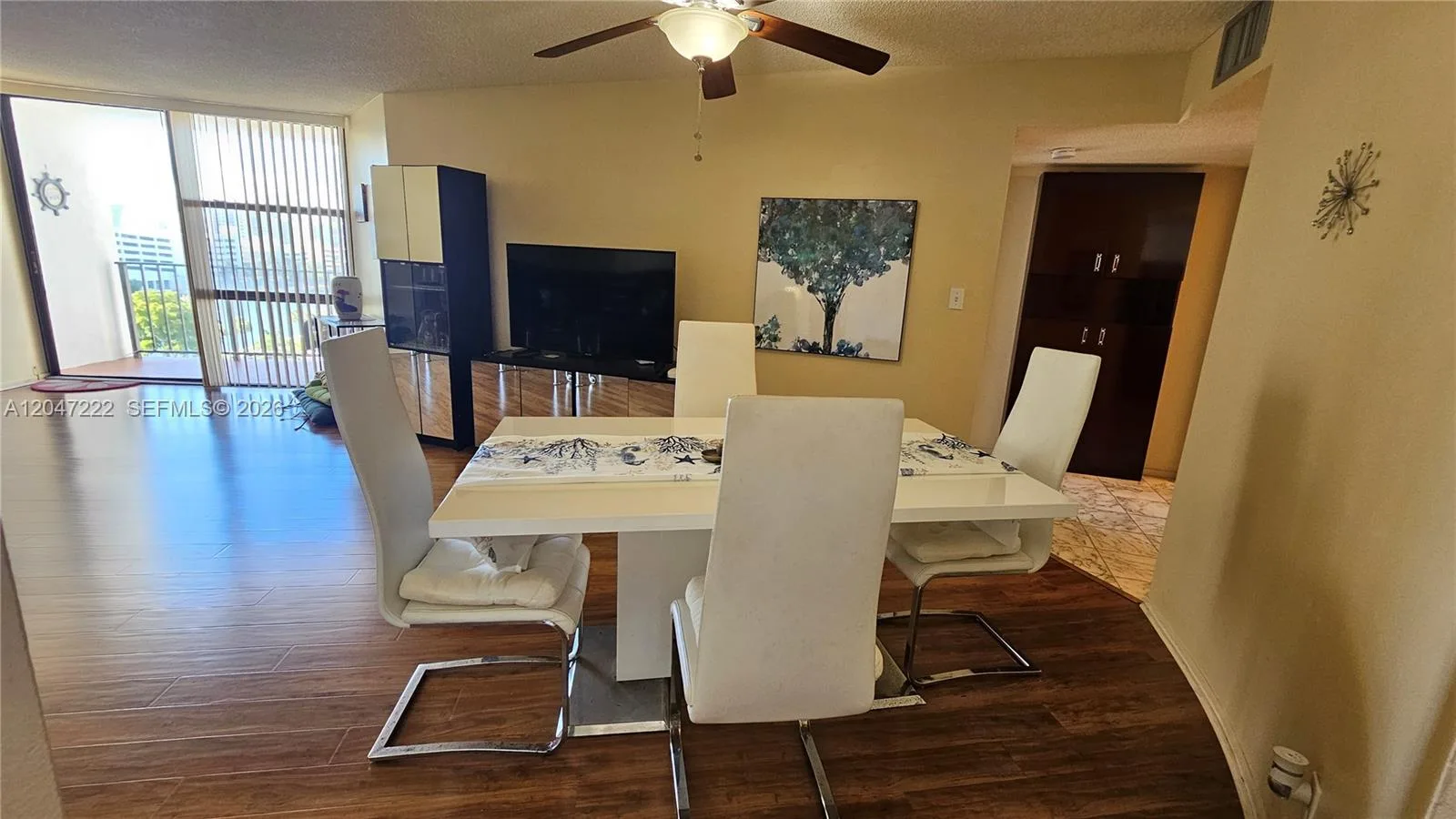 800 Parkview Dr # 912, Hallandale Beach, FL 33009 photo 5