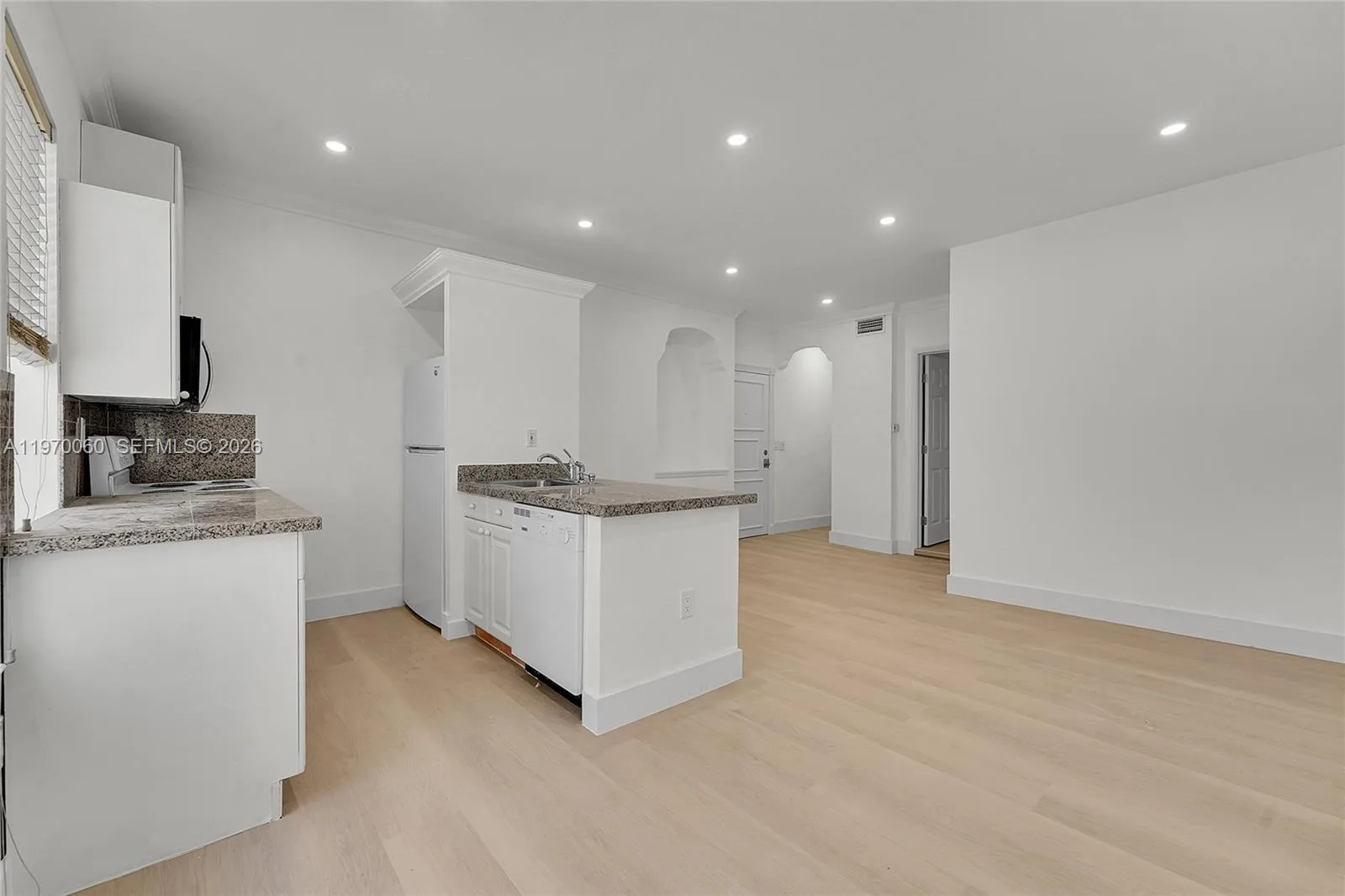 1027 Pennsylvania Ave # 103, Miami Beach, FL 33139 photo 3