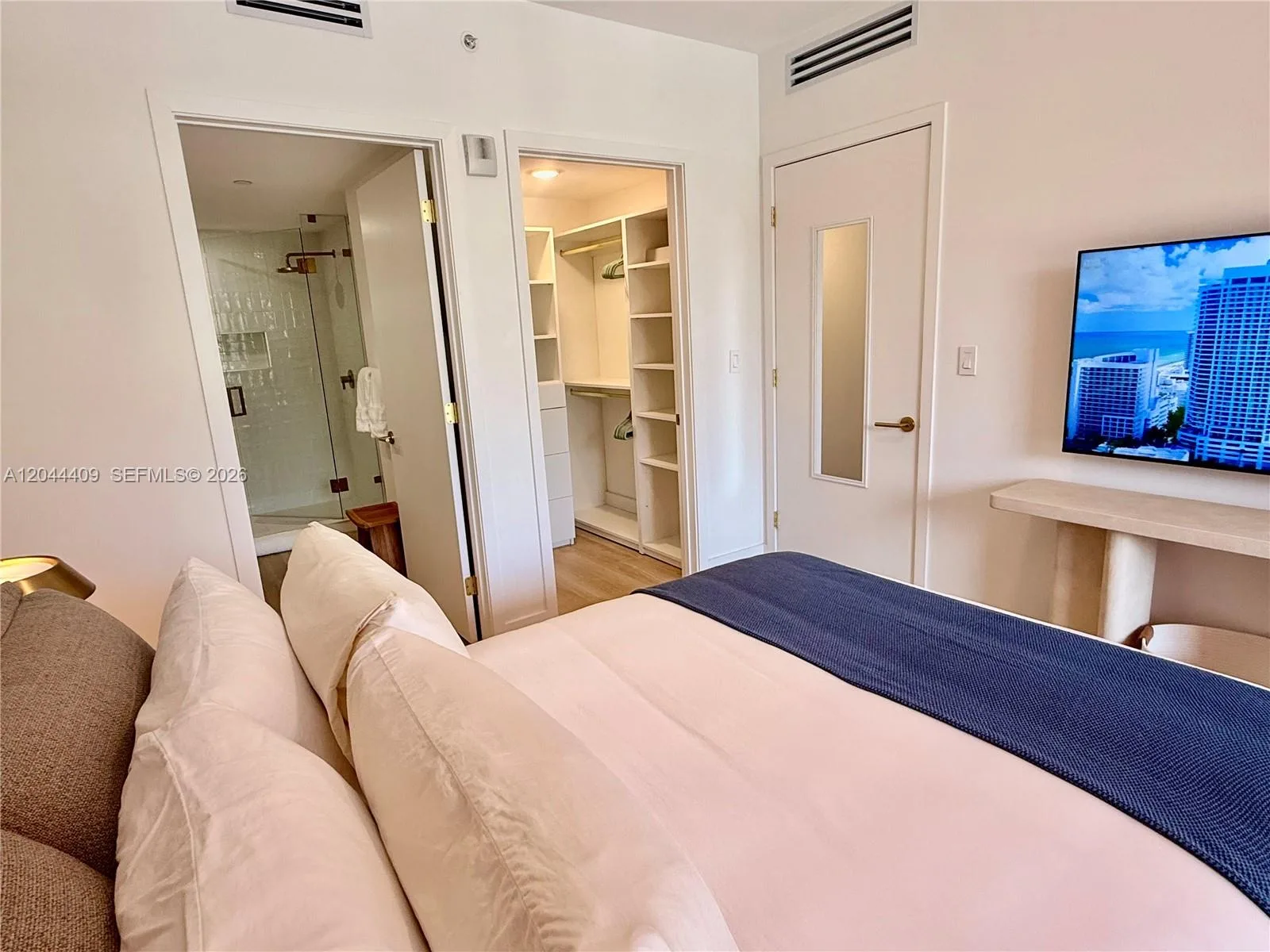 90 NE 32 # 302, Miami, FL 33137 photo 10
