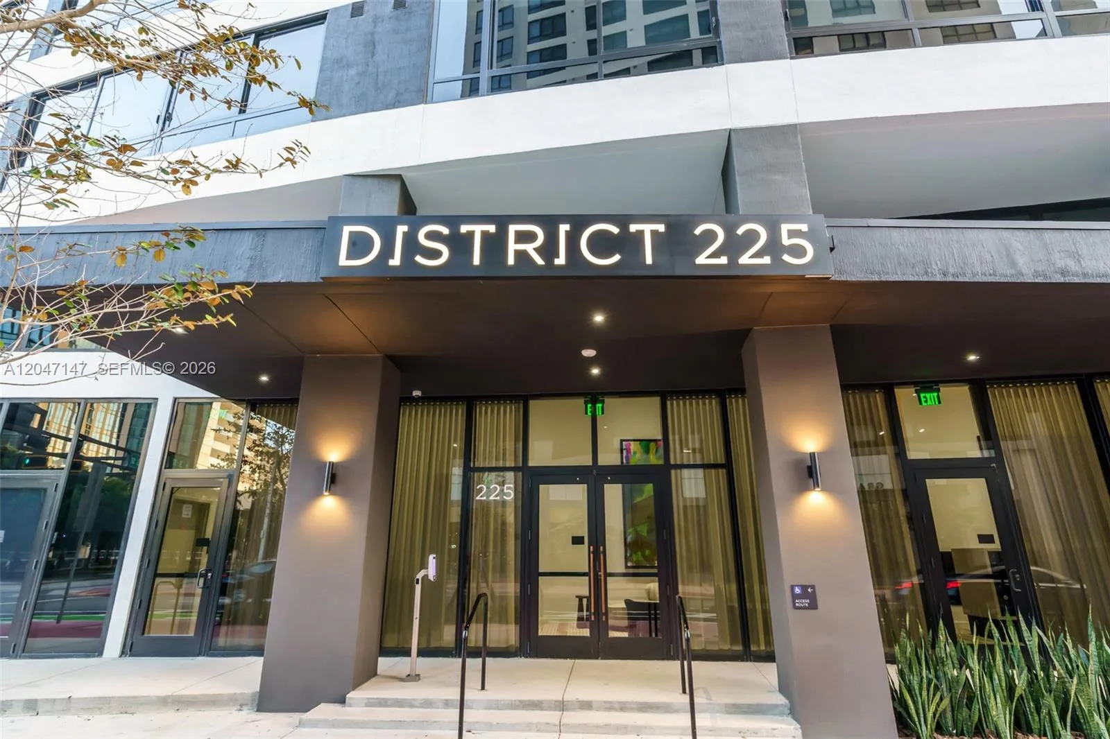 225 N Miami Ave # 1107, Miami, FL 33128 photo 2