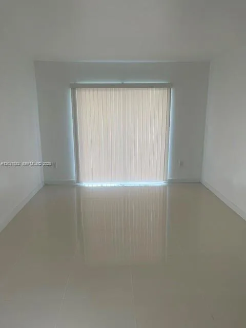 16465 NE 22nd Ave # 110, North Miami Beach, FL 33160
