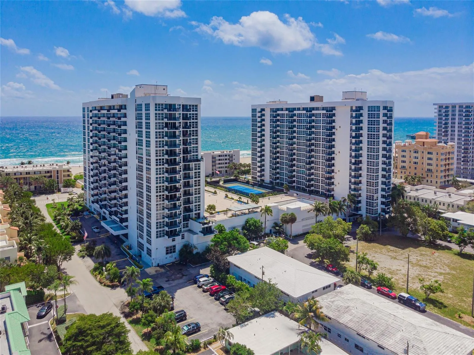 525 N Ocean Boulevard # 1422, Pompano Beach, FL 33062