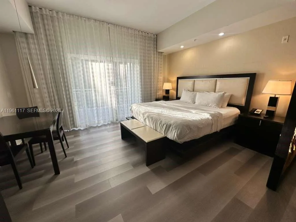 5300 NW 87th Ave # 910, Doral, FL 33178 photo 8