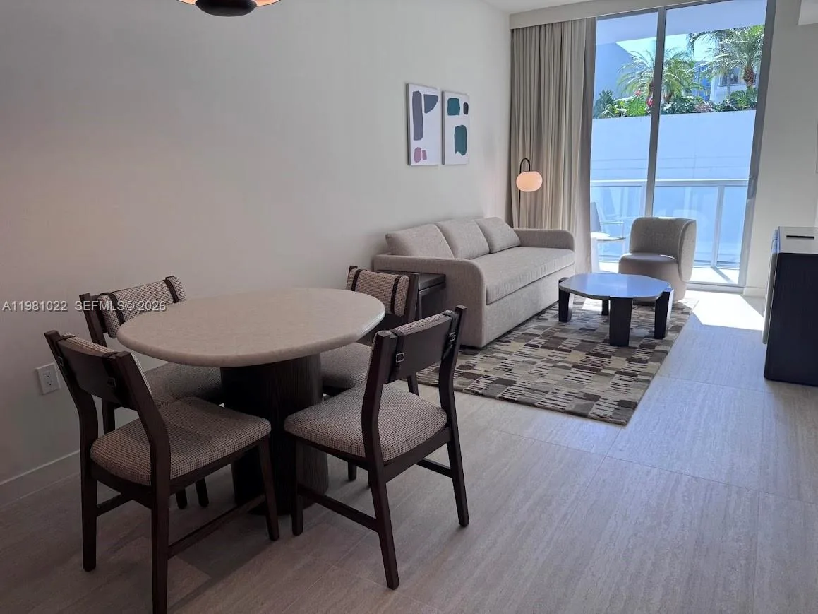 1611 SW 2nd Av # 306, Miami, FL 33129 photo 3