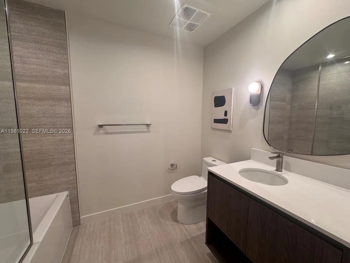 1611 SW 2nd Av # 306, Miami, FL 33129 photo 5