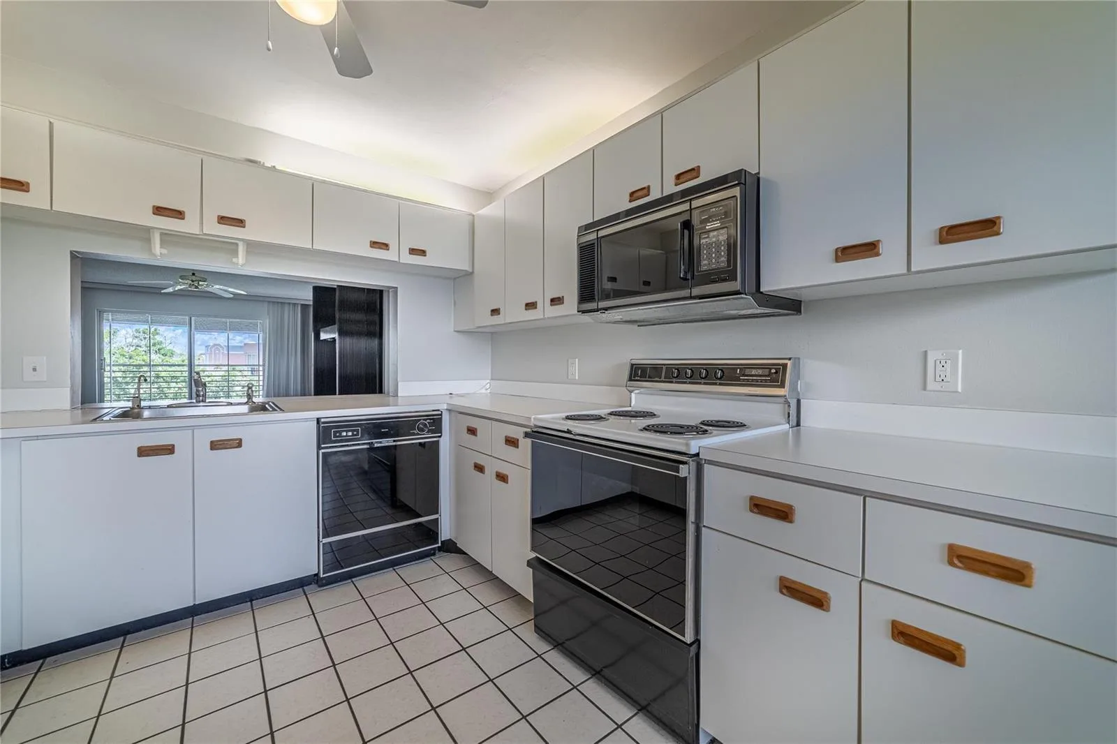10315 NW 24th Place # 407, Sunrise, FL 33322 photo 6