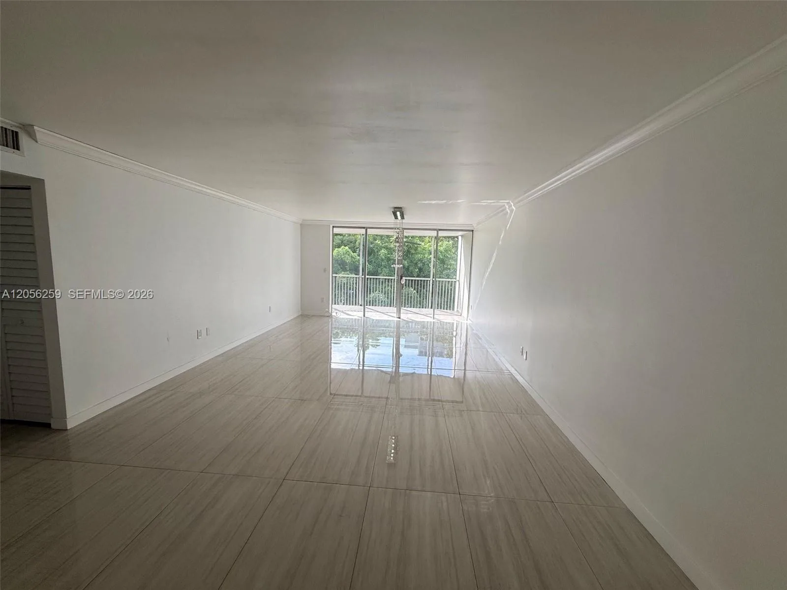 1670 NE 191st St # 302-3, Miami, FL 33179 photo 6