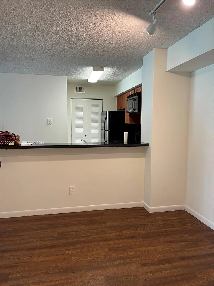510 S Park Rd # 22-10, Hollywood, FL 33021 photo 6
