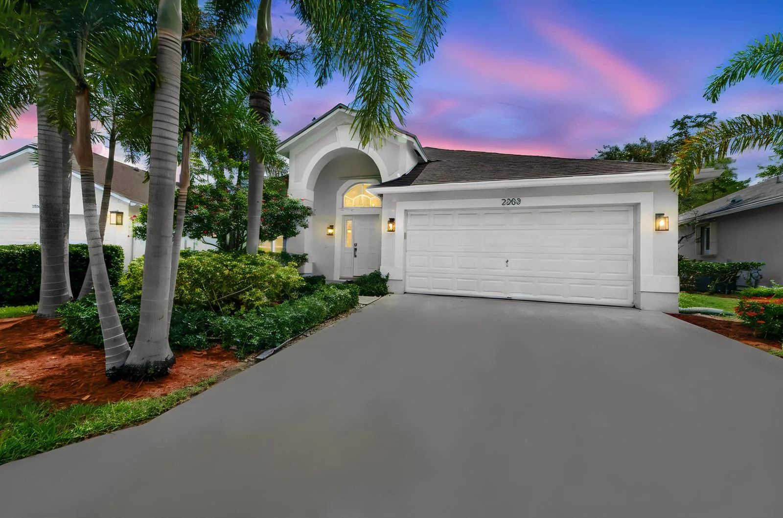 2203 Soundings Court, FL 33413