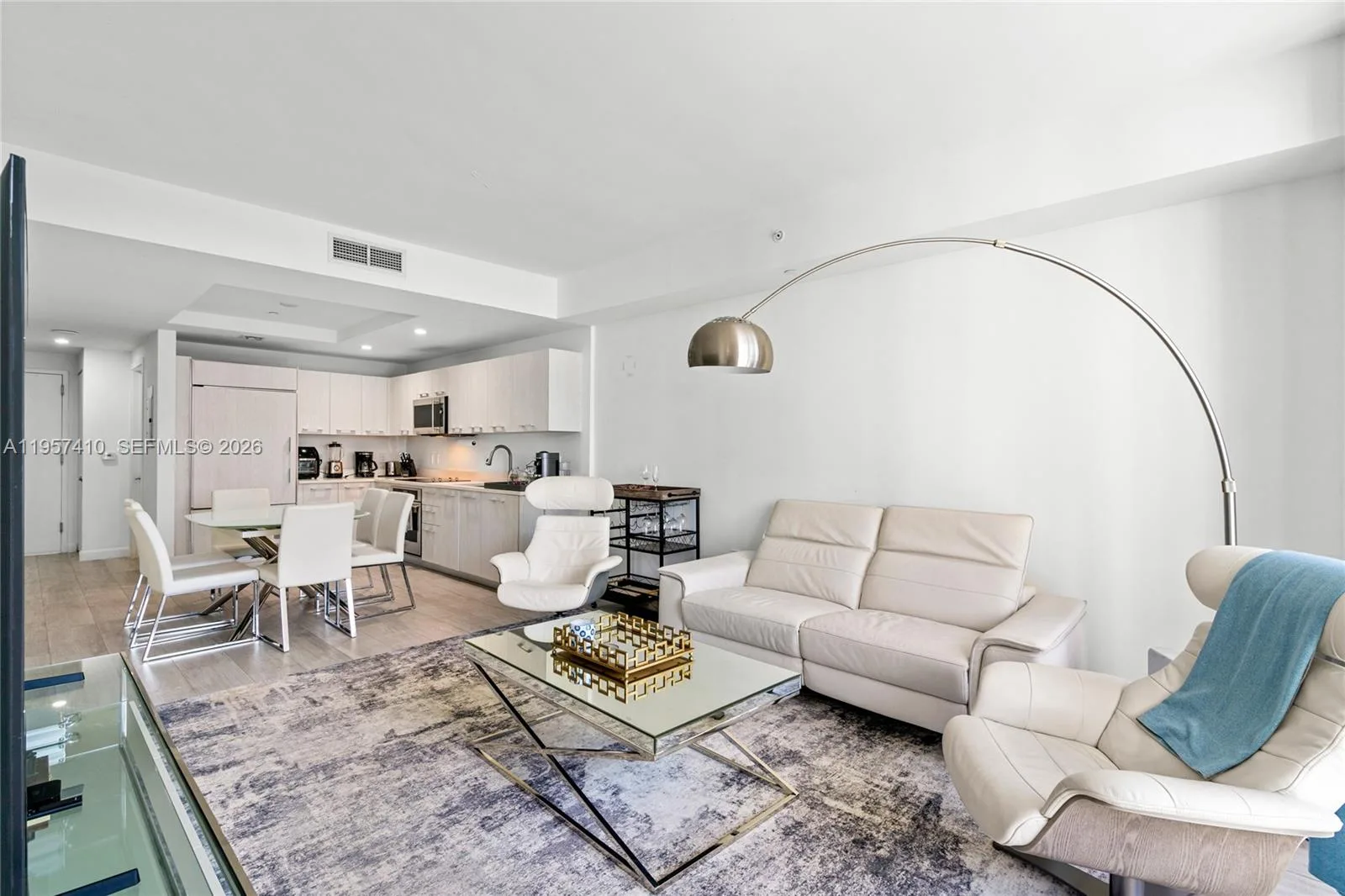 55 SW 9th St # 1904, Miami, FL 33130 photo 13
