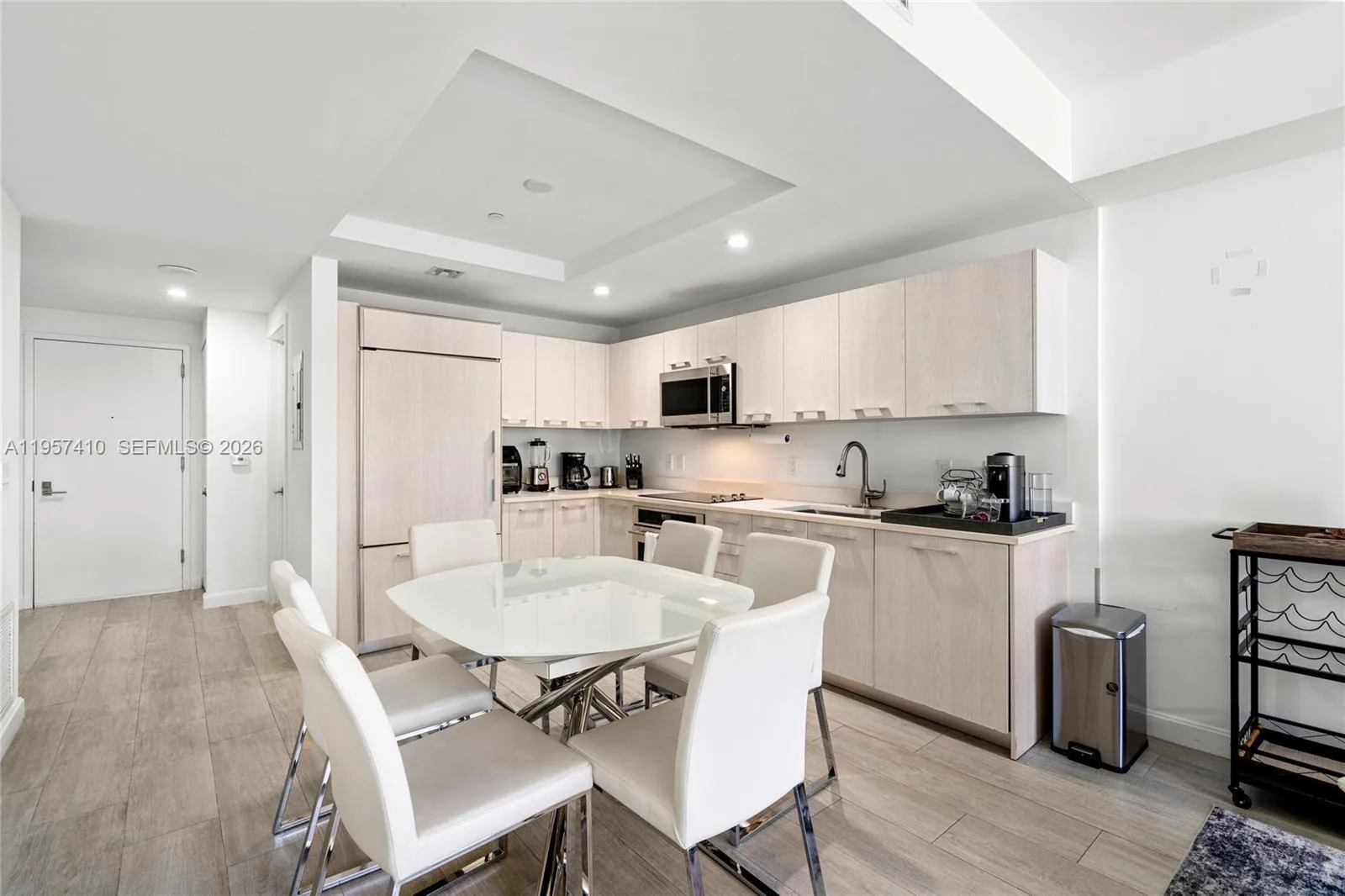 55 SW 9th St # 1904, Miami, FL 33130 photo 6