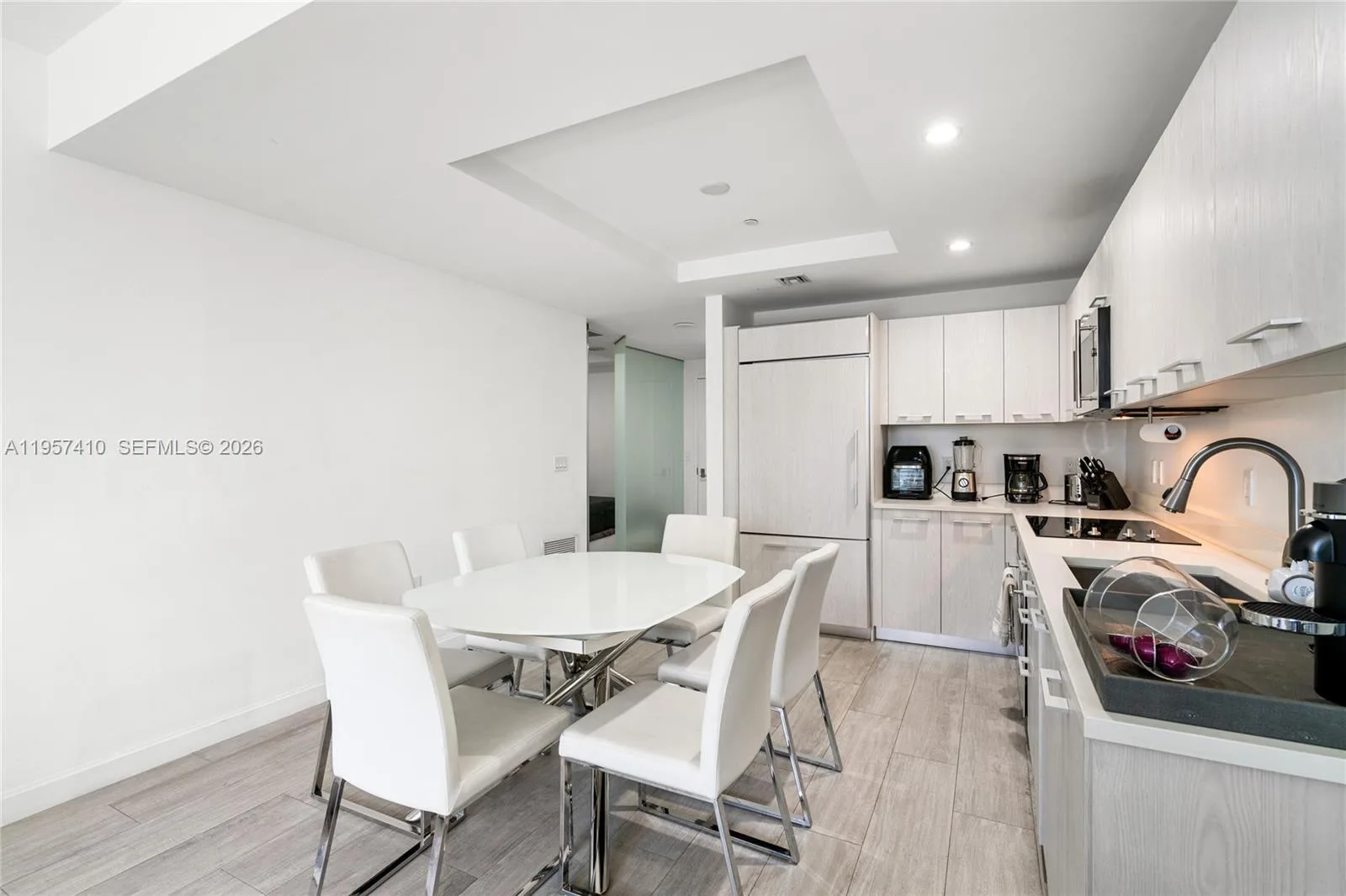 55 SW 9th St # 1904, Miami, FL 33130 photo 8