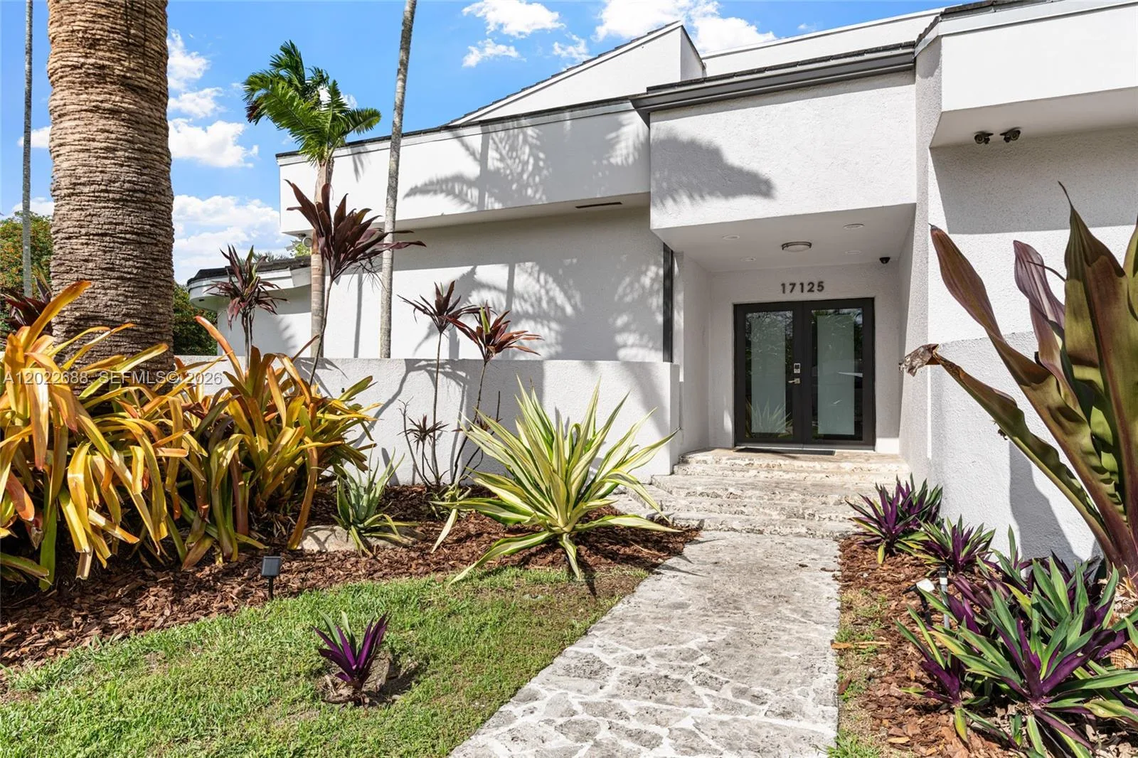 17125 SW 80th Ct, Palmetto Bay, FL 33157