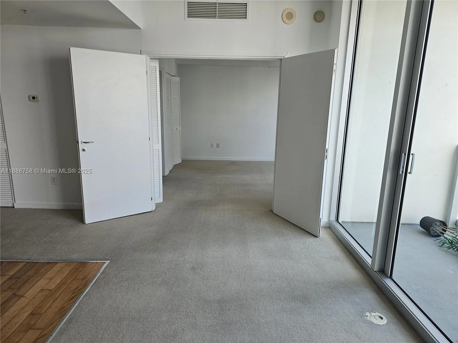 300 SOUTH BISCAYNE BLVD # 3209, Miami, FL 33131 photo 9
