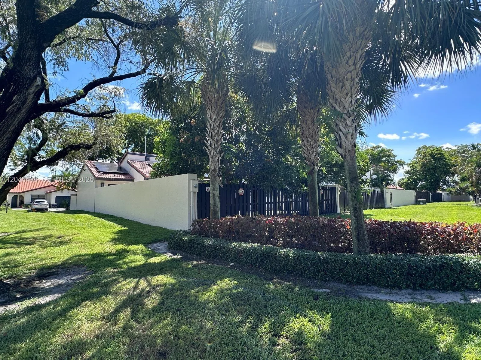 6633 NW 178th Ter, Hialeah, FL 33015 photo 9