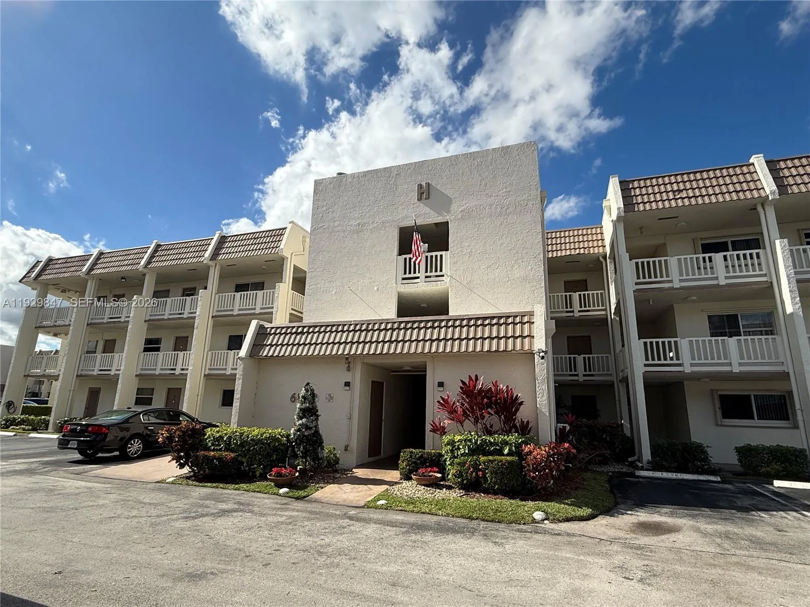 6890 Royal Palm Blvd # 208H, Margate, FL 33063