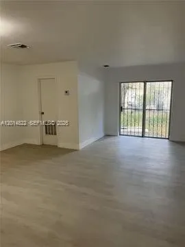 20922 NW 39th Ave, Miami Gardens, FL 33055 photo 2