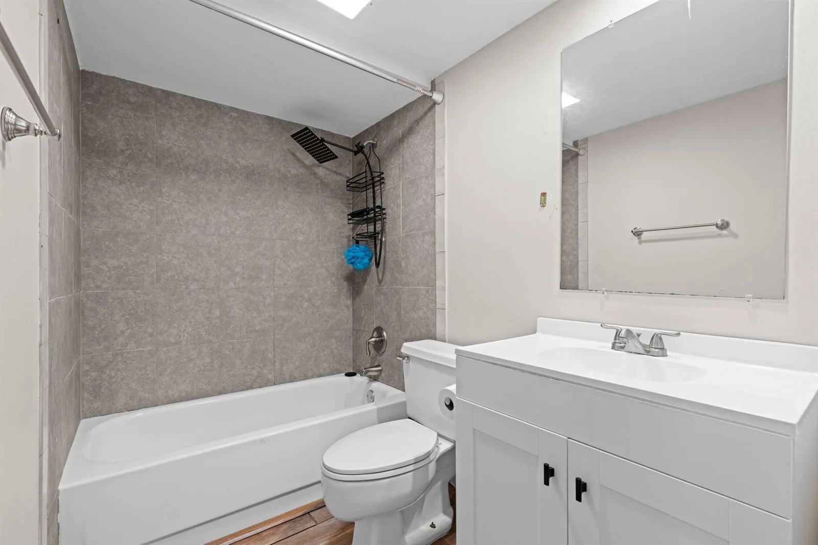 1405 14th Lane, FL 33463 photo 9
