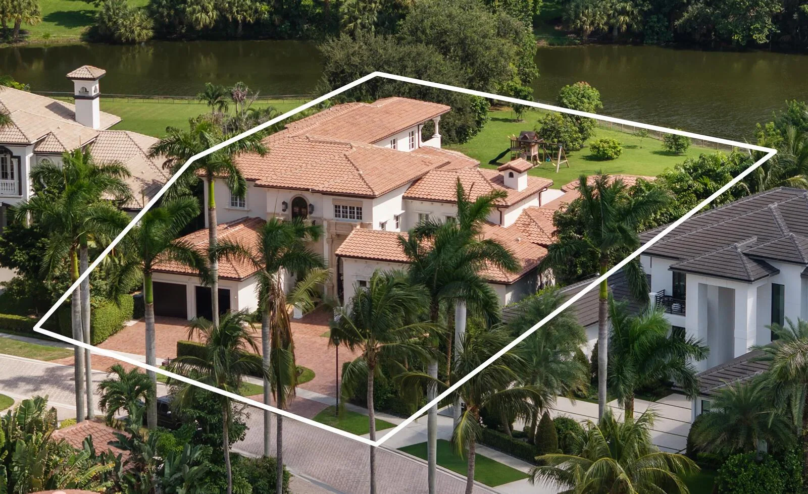 17130 Avenue Le Rivage, Boca Raton, FL 33496 photo 2