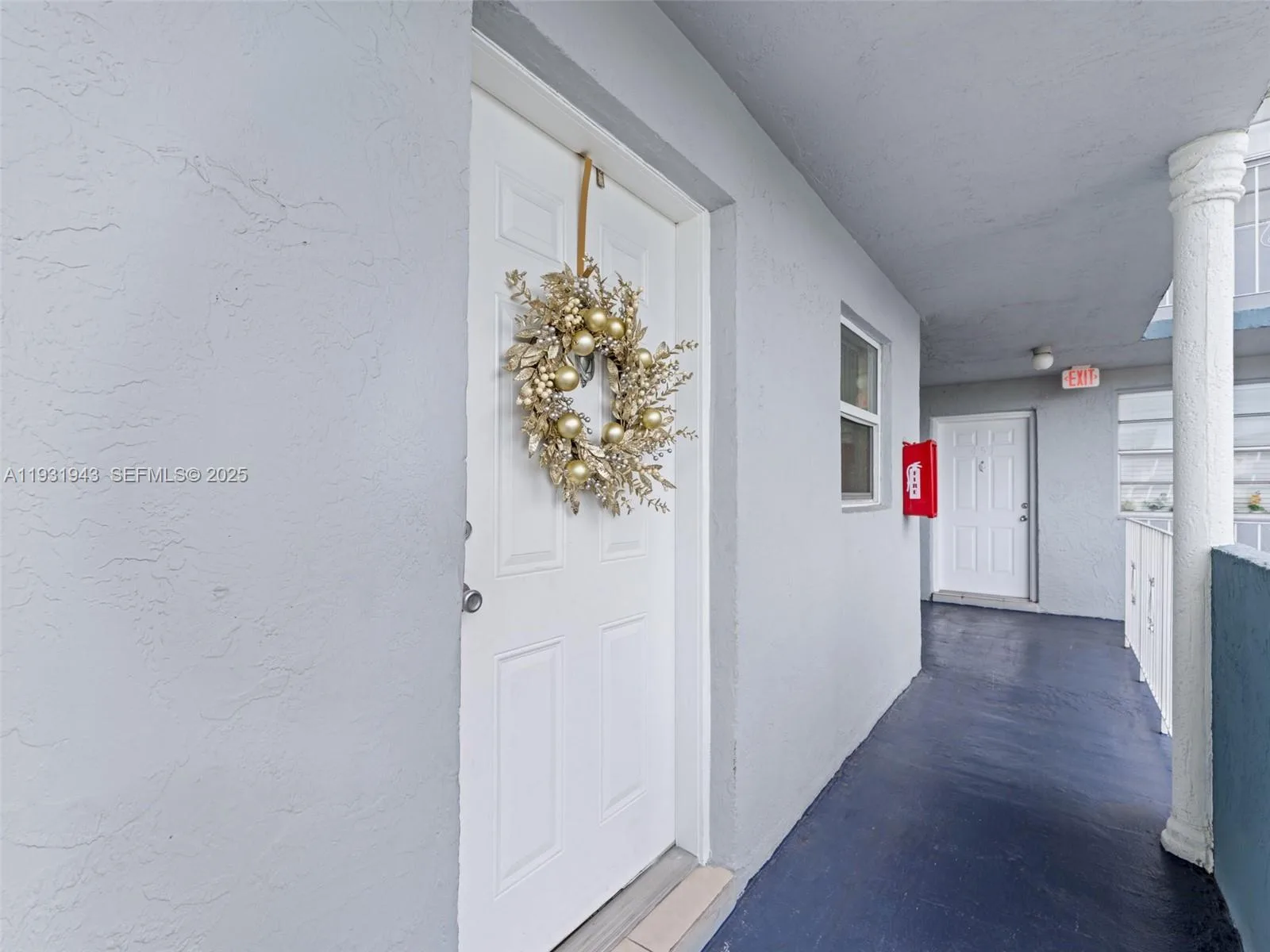 1655 W 44th Pl # 448, Hialeah, FL 33012