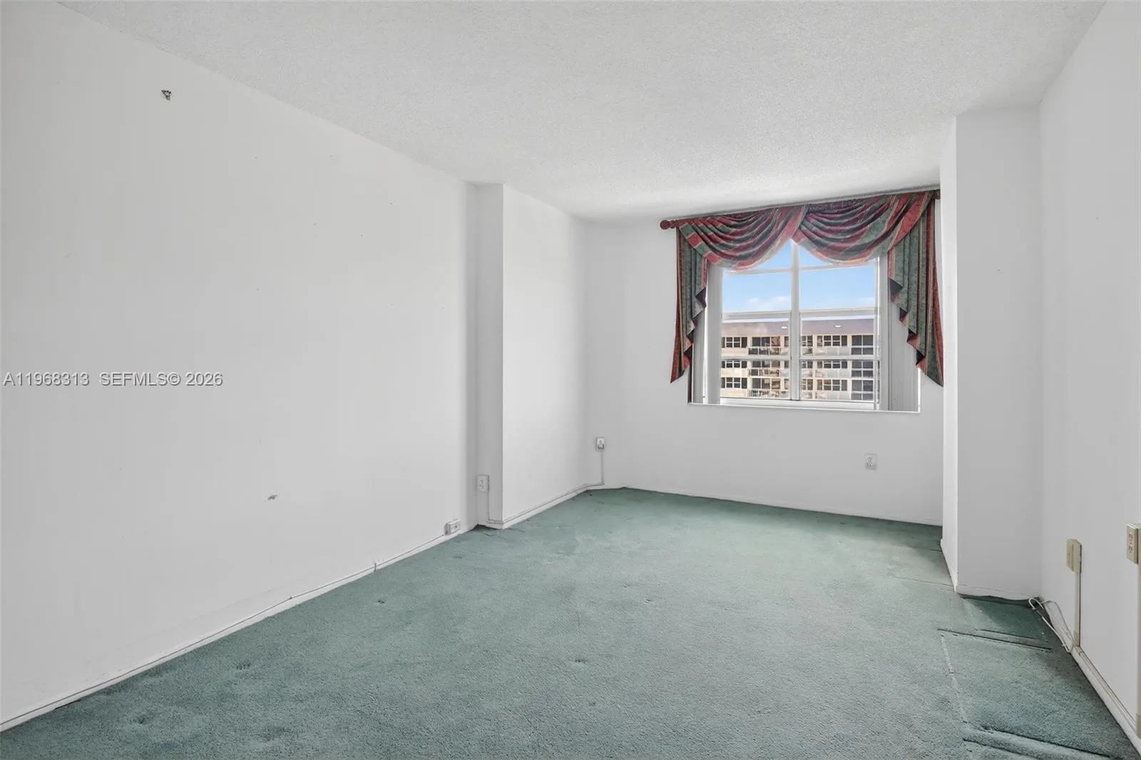 1980 S Ocean Dr # 21E, Hallandale Beach, FL 33009 photo 13