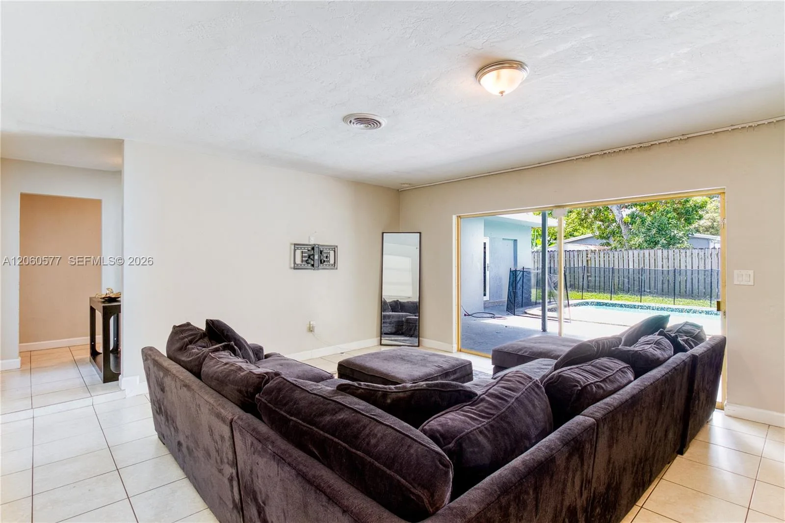 6620 NW 21st Ct, Sunrise, FL 33313 photo 8