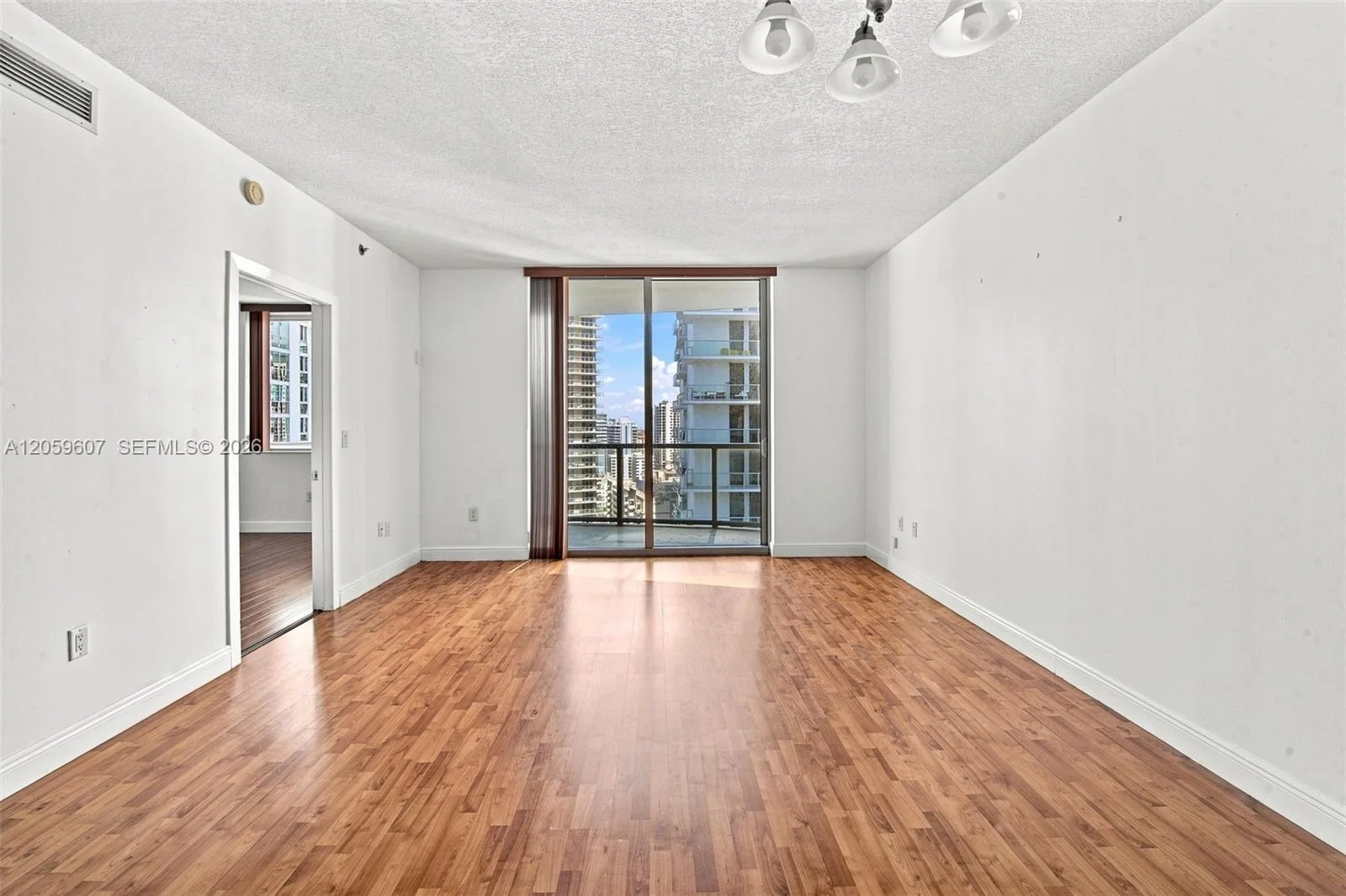 1060 Brickell Avenue # 2315, Miami, FL 33131 photo 4