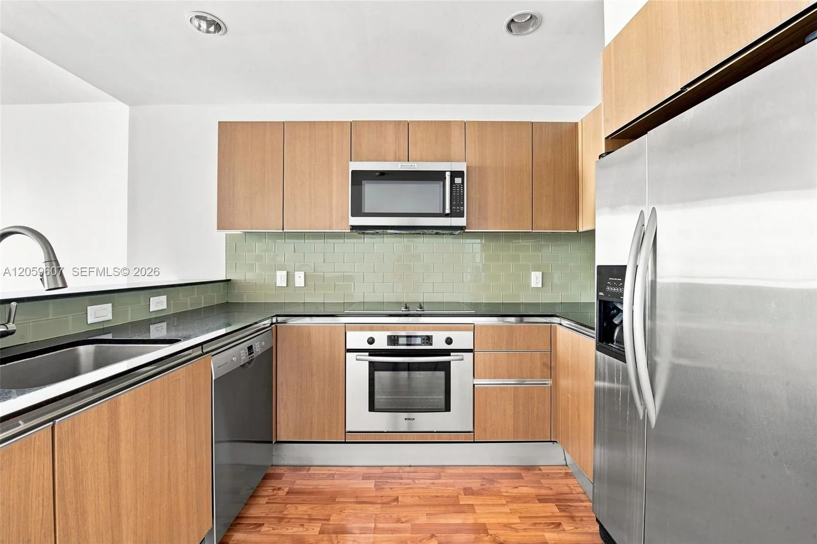 1060 Brickell Avenue # 2315, Miami, FL 33131 photo 6