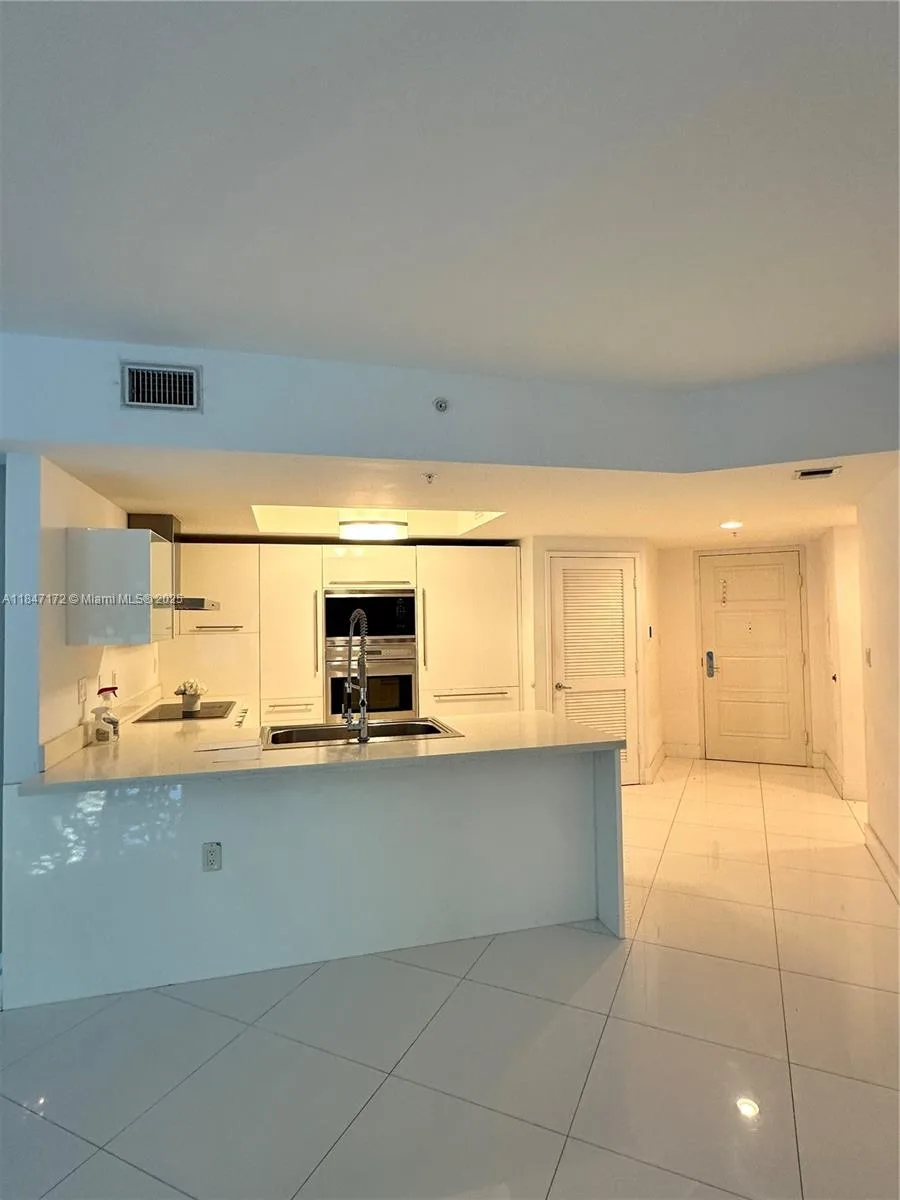 200 Sunny Isles Blvd # 2-501, Sunny Isles Beach, FL 33160 photo 7