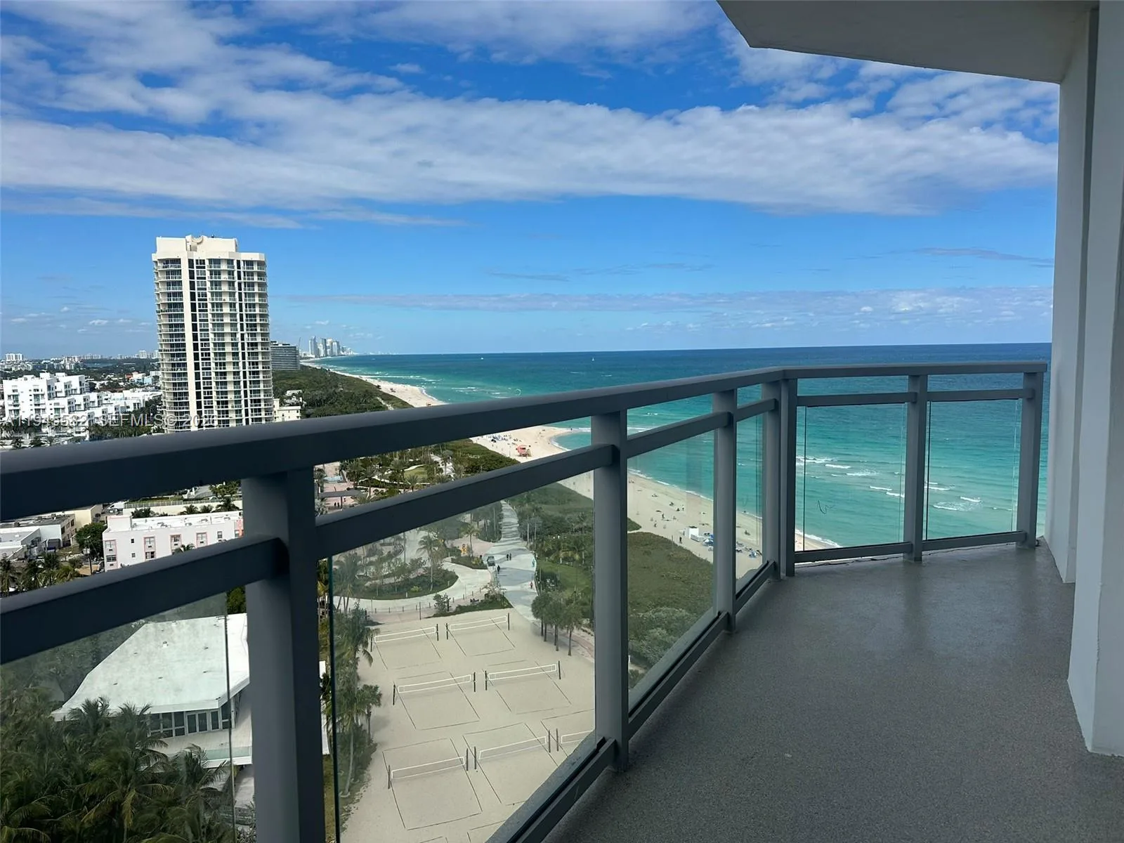 7135 Collins Ave # PH5, Miami Beach, FL 33141