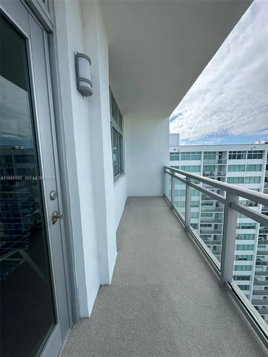7135 Collins Ave # PH5, Miami Beach, FL 33141 photo 8