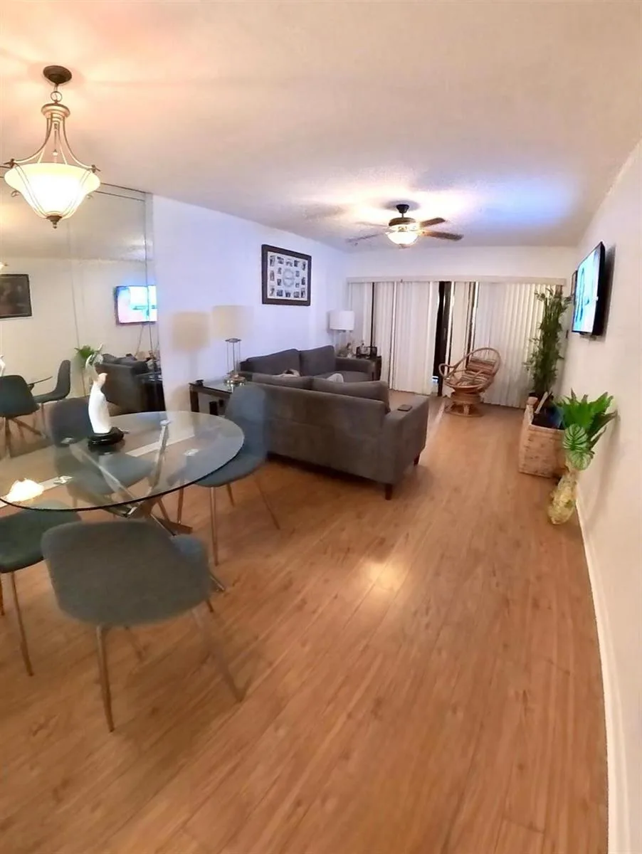 2161 W Woolbright Road # M202, Boynton Beach, FL 33426